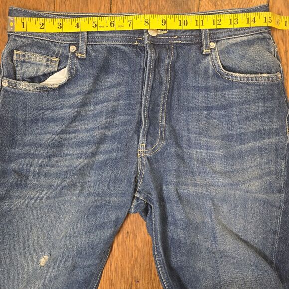 Free People We The Free Size 28 Raw Chewed Hem Distressed Button Fly Denim Jeans - Picture 13 of 15